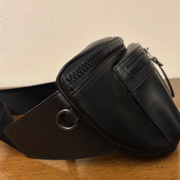 Coach Black Leather Terrain Belt Bag F75776 - excellent condition - Picture 2 of 8